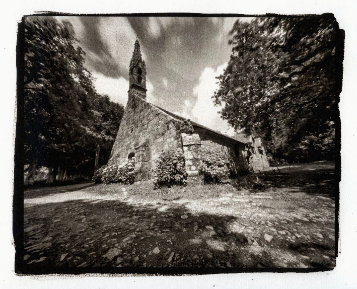 Tirage platine palladium de la chapelle du Trémolo sur papier Arches platine